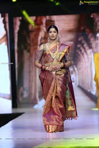 Sthri Grand Fashion Show N Convention