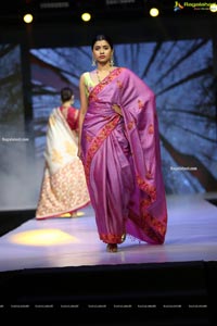 Sthri Grand Fashion Show N Convention