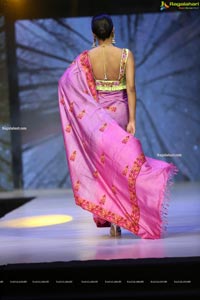 Sthri Grand Fashion Show N Convention