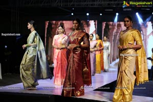 Sthri Grand Fashion Show N Convention