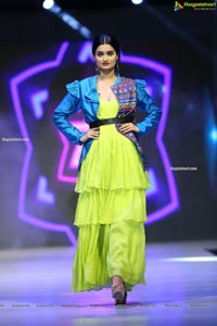 Sthri Grand Fashion Show N Convention