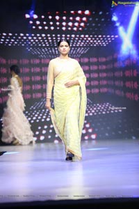 Sthri Grand Fashion Show N Convention