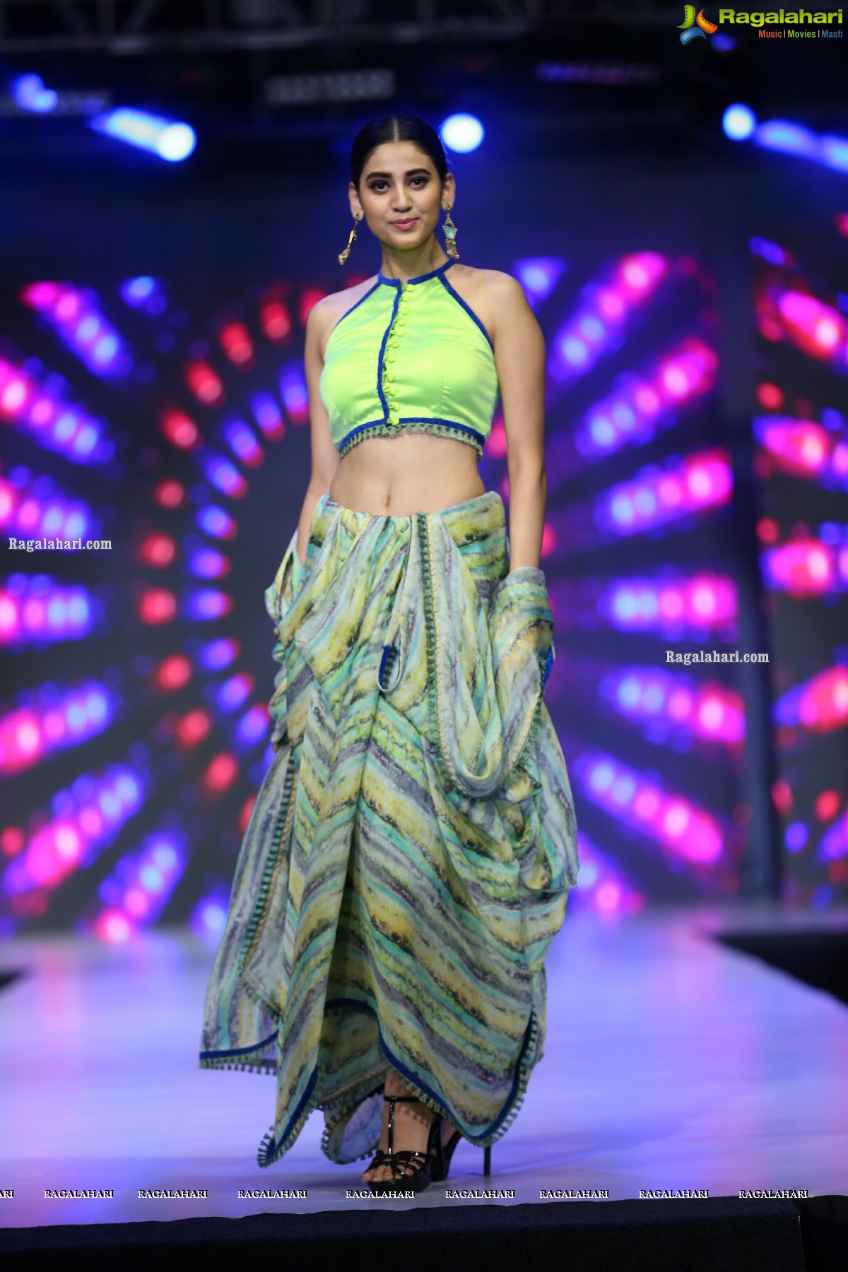 Sthri Grand Fashion Show at N Convention, Hyderabad