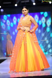 Sthri Grand Fashion Show N Convention