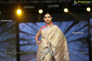 Sthri Grand Fashion Show N Convention