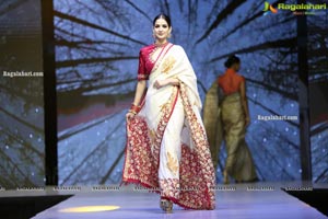 Sthri Grand Fashion Show N Convention