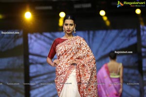 Sthri Grand Fashion Show N Convention