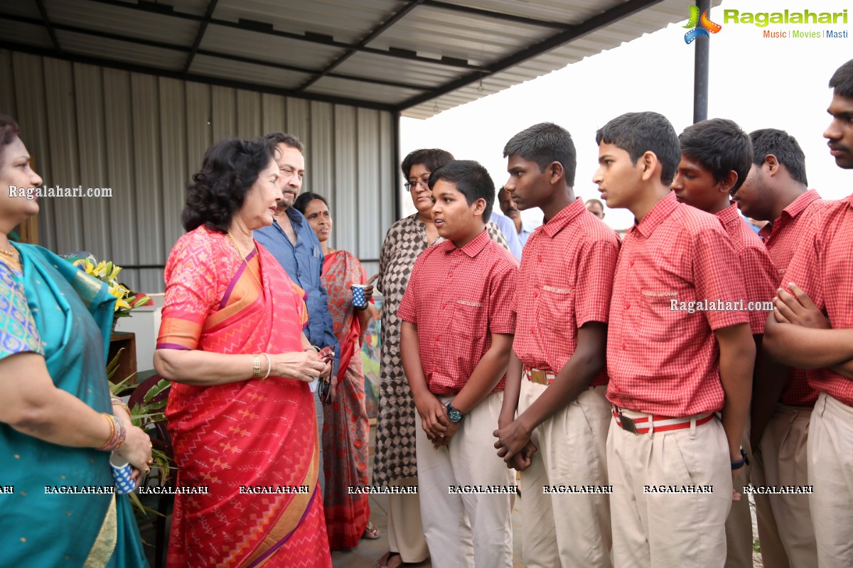 Studio Raasa Women's March Celebrations: Interactive Sesesion With Dr. Geetha Reddy