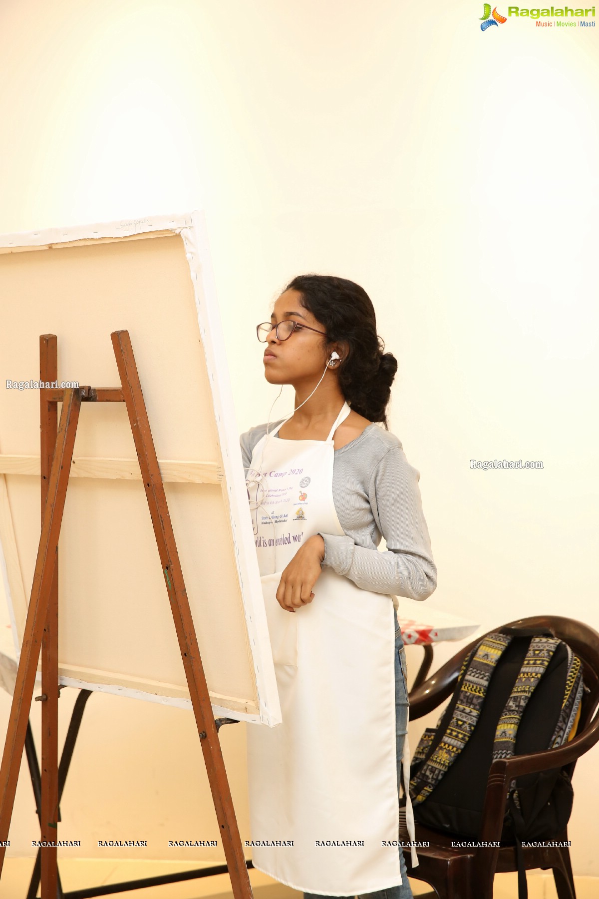 Woman Art Camp 2020 at State Art Gallery