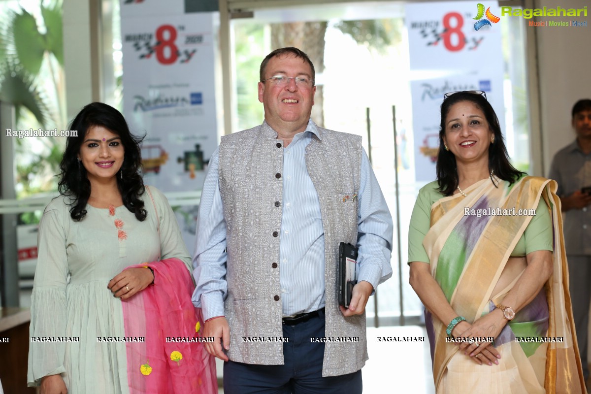 Women on Wheels, Hyderabad’s first Women for Women Cab Service Launch