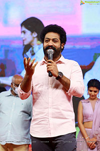 Thellavarithe Guruvaram Pre-Release Event