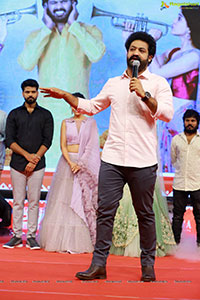 Thellavarithe Guruvaram Pre-Release Event