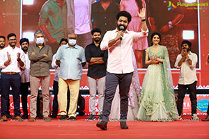 Thellavarithe Guruvaram Pre-Release Event