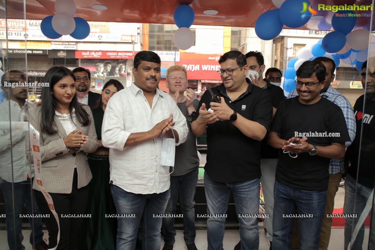 Cellbay Mobiles Flagship Store Launch at Madhapur