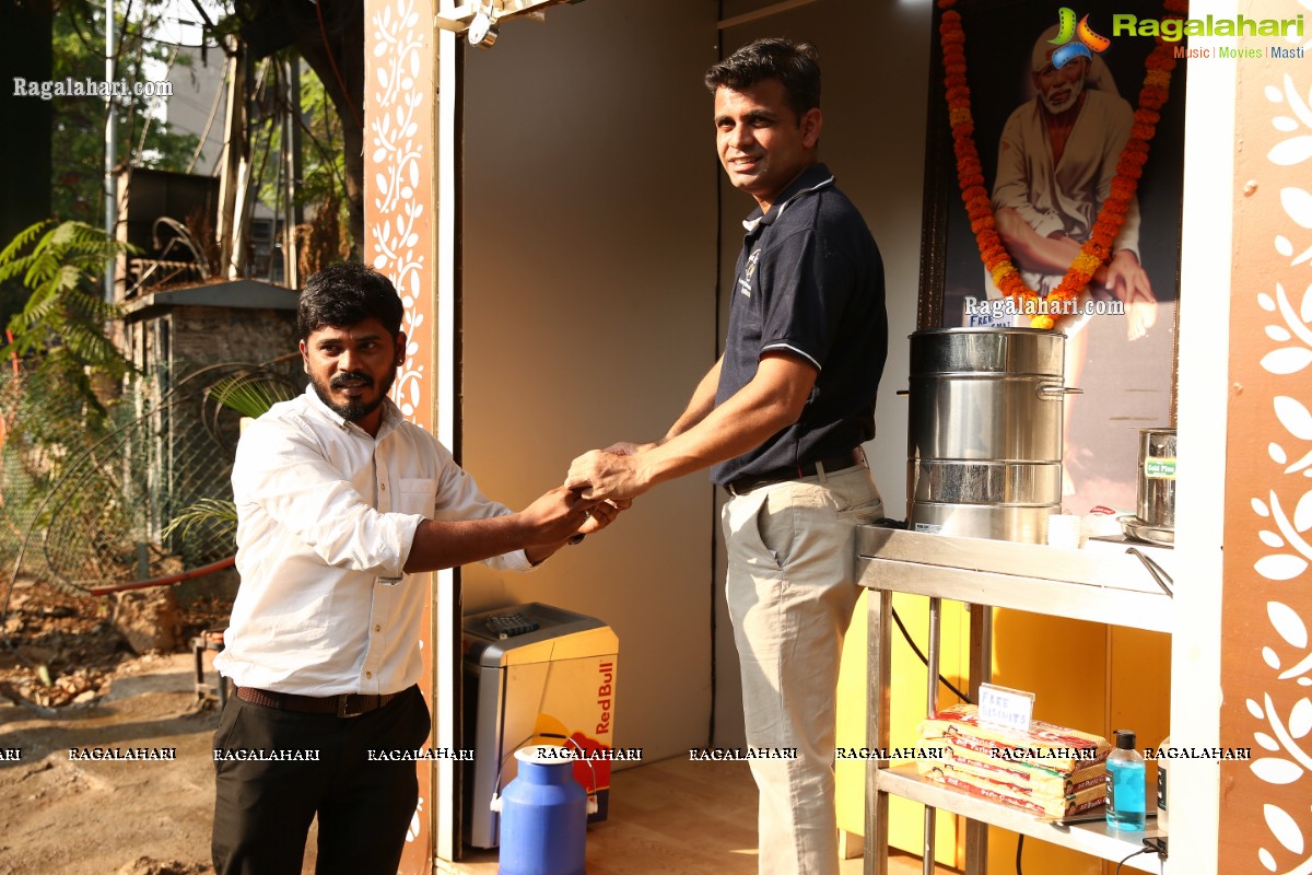 Free Chai Counter by Rabinder Nath Foundation - An Initiative by IXORA Corporate Services