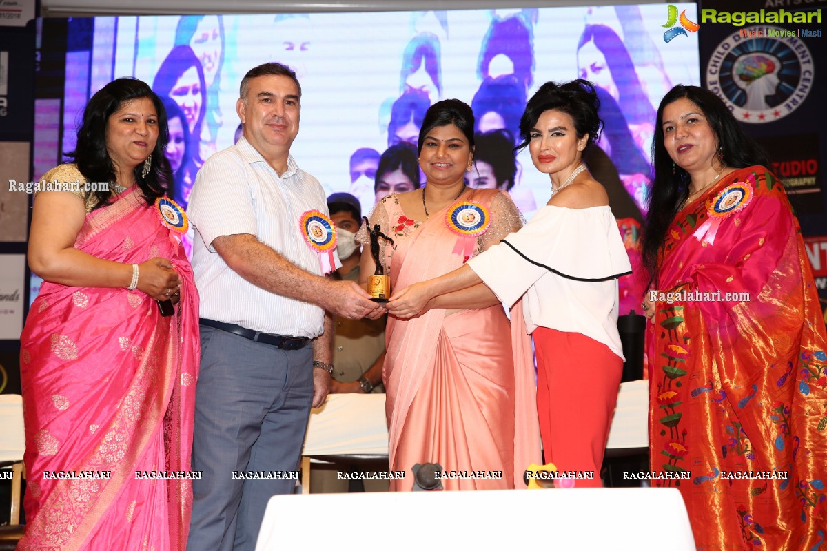 Hyderabad Women Achievers Conclave at Bhaskara Auditorium 