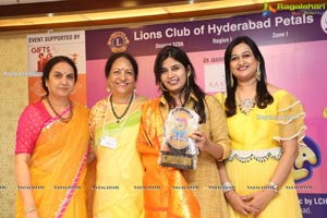 Lions Club of Hyderabad Petals Tambola at Smoky Pitara