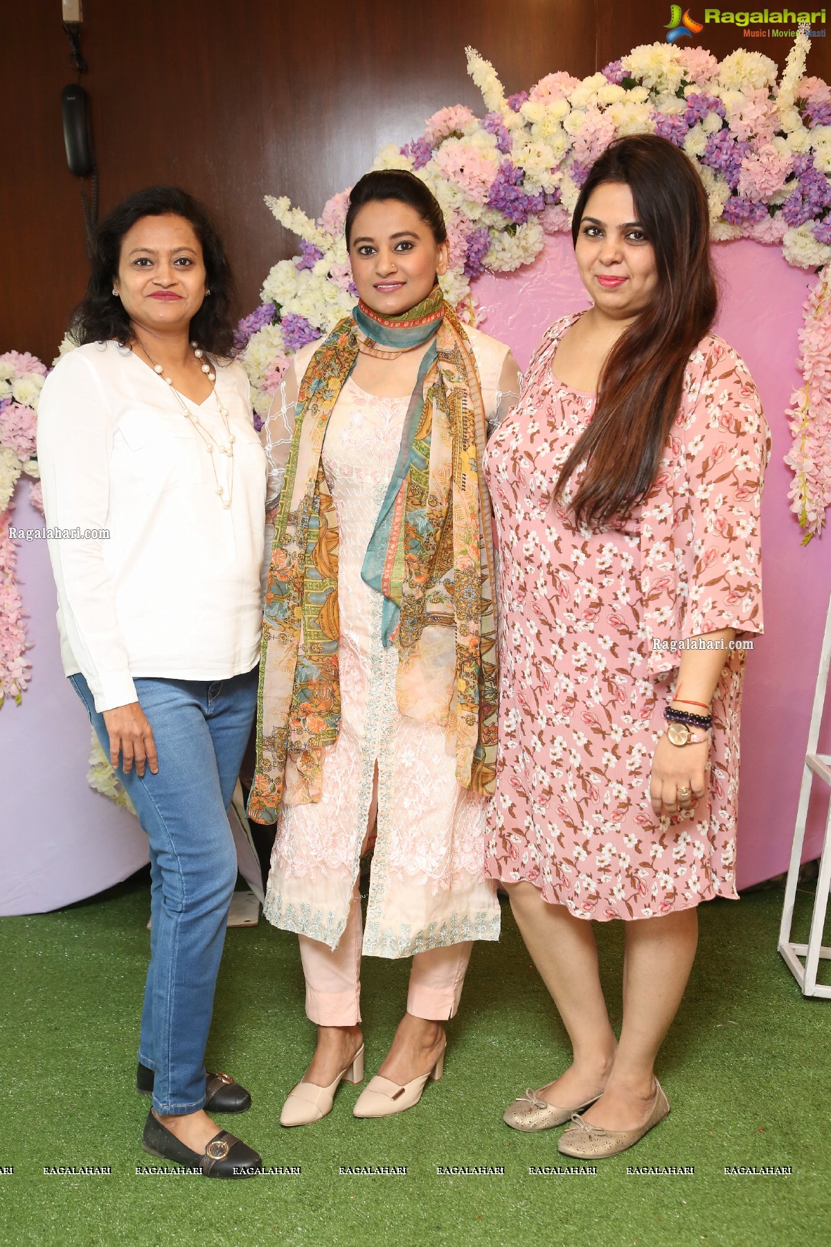 Lions Club of Hyderabad Petals Tambola at Smoky Pitara