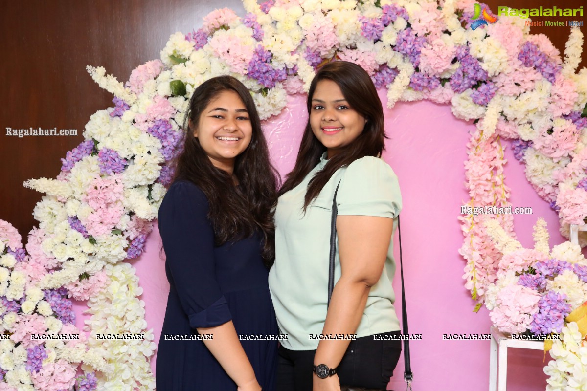 Lions Club of Hyderabad Petals Tambola at Smoky Pitara