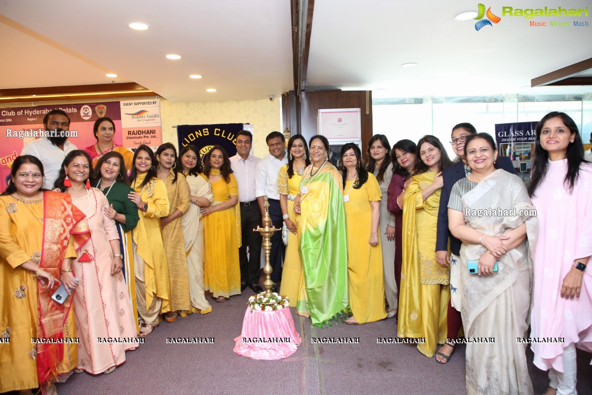 Lions Club of Hyderabad Petals Tambola at Smoky Pitara