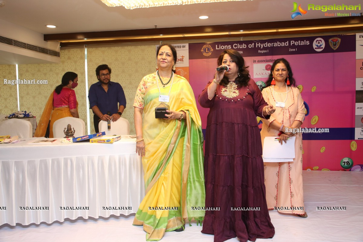 Lions Club of Hyderabad Petals Tambola at Smoky Pitara