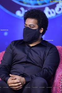 Jr NTR To Host Meelo Evaru Koteeswarudu Season 5