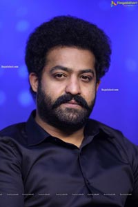 Jr NTR To Host Meelo Evaru Koteeswarudu Season 5