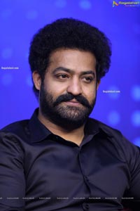 Jr NTR To Host Meelo Evaru Koteeswarudu Season 5