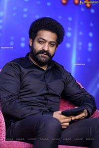 Jr NTR To Host Meelo Evaru Koteeswarudu Season 5