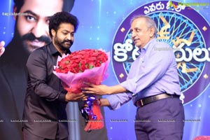 Jr NTR To Host Meelo Evaru Koteeswarudu Season 5