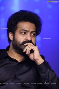 Jr NTR To Host Meelo Evaru Koteeswarudu Season 5