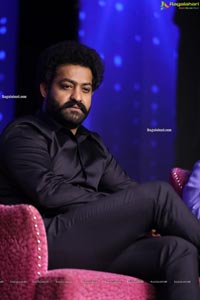 Jr NTR To Host Meelo Evaru Koteeswarudu Season 5