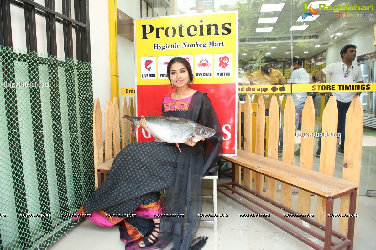 Proteins Hygiene NonVeg Mart Announces Bigg Boss fame Divi Vadthya as Their Brand Ambassador 