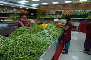 Pure-O-Natural Fruits and Vegetables 31st Outlet Launch