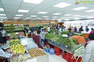 Pure-O-Natural Fruits and Vegetables 31st Outlet Launch