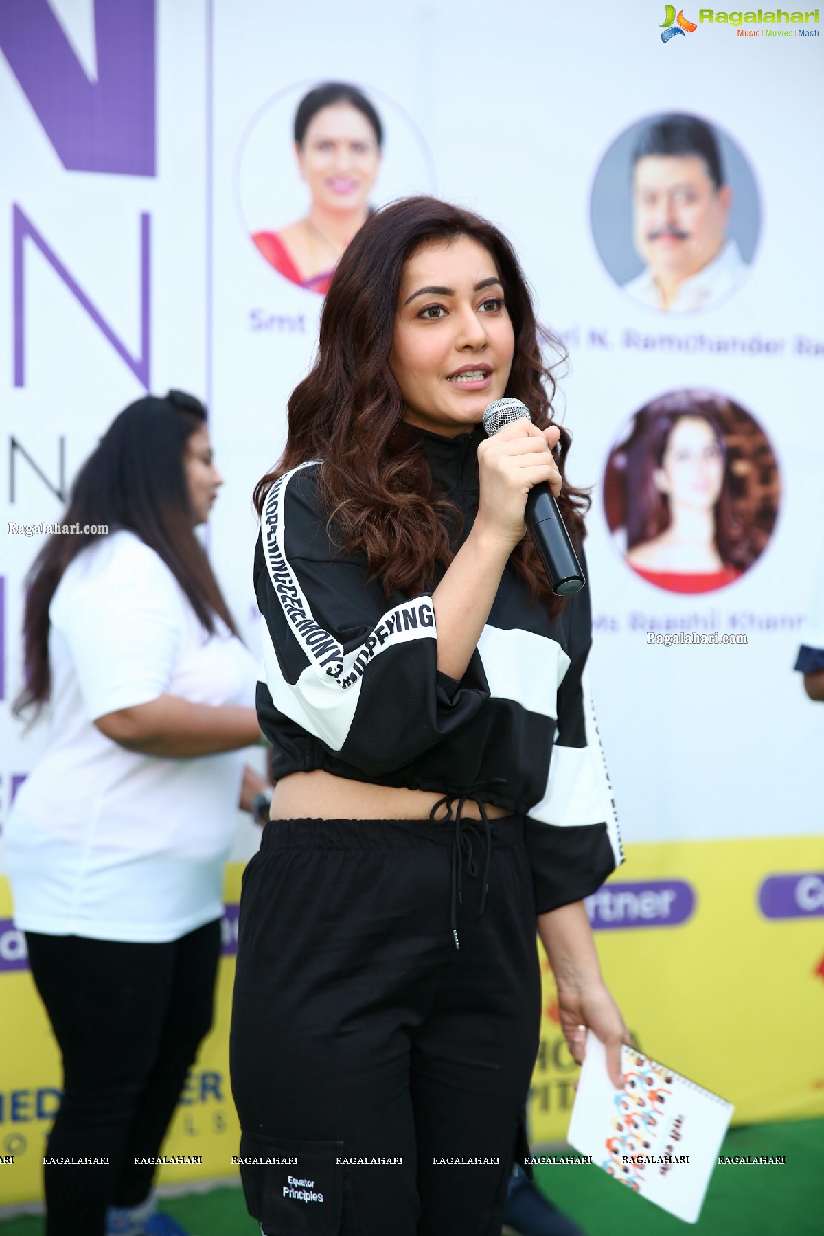 Raashi Khanna Flags Off Run For Women Empowerment at Hitex Exhibition Centre by Bhagyanagar Foundation