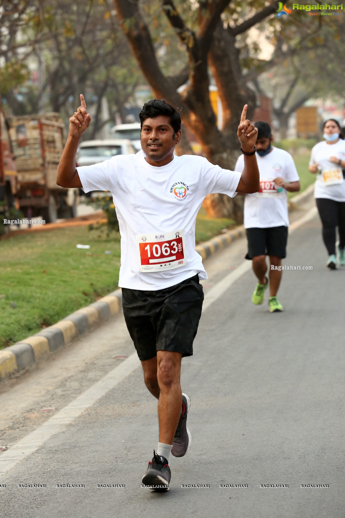 Raashi Khanna Flags Off Run For Women Empowerment at Hitex Exhibition Centre by Bhagyanagar Foundation