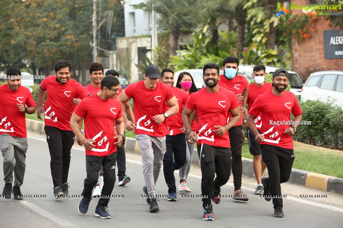 Raashi Khanna Flags Off Run For Women Empowerment at Hitex Exhibition Centre by Bhagyanagar Foundation