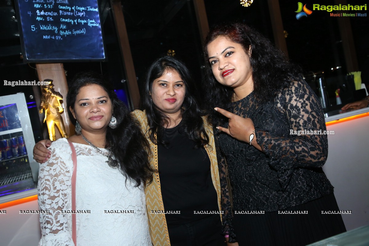 Ms.Sandhya Jella Birthday Bash 2021 at Hylife Pub