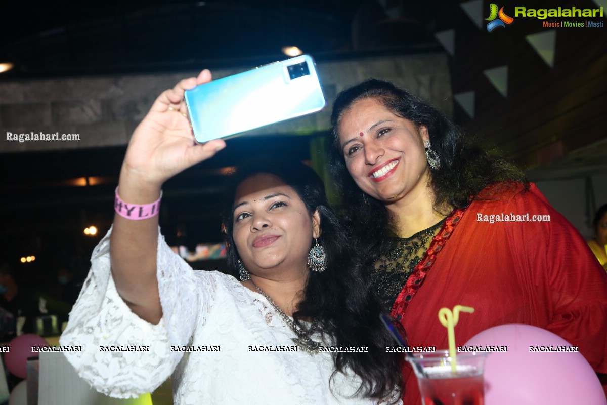 Ms.Sandhya Jella Birthday Bash 2021 at Hylife Pub