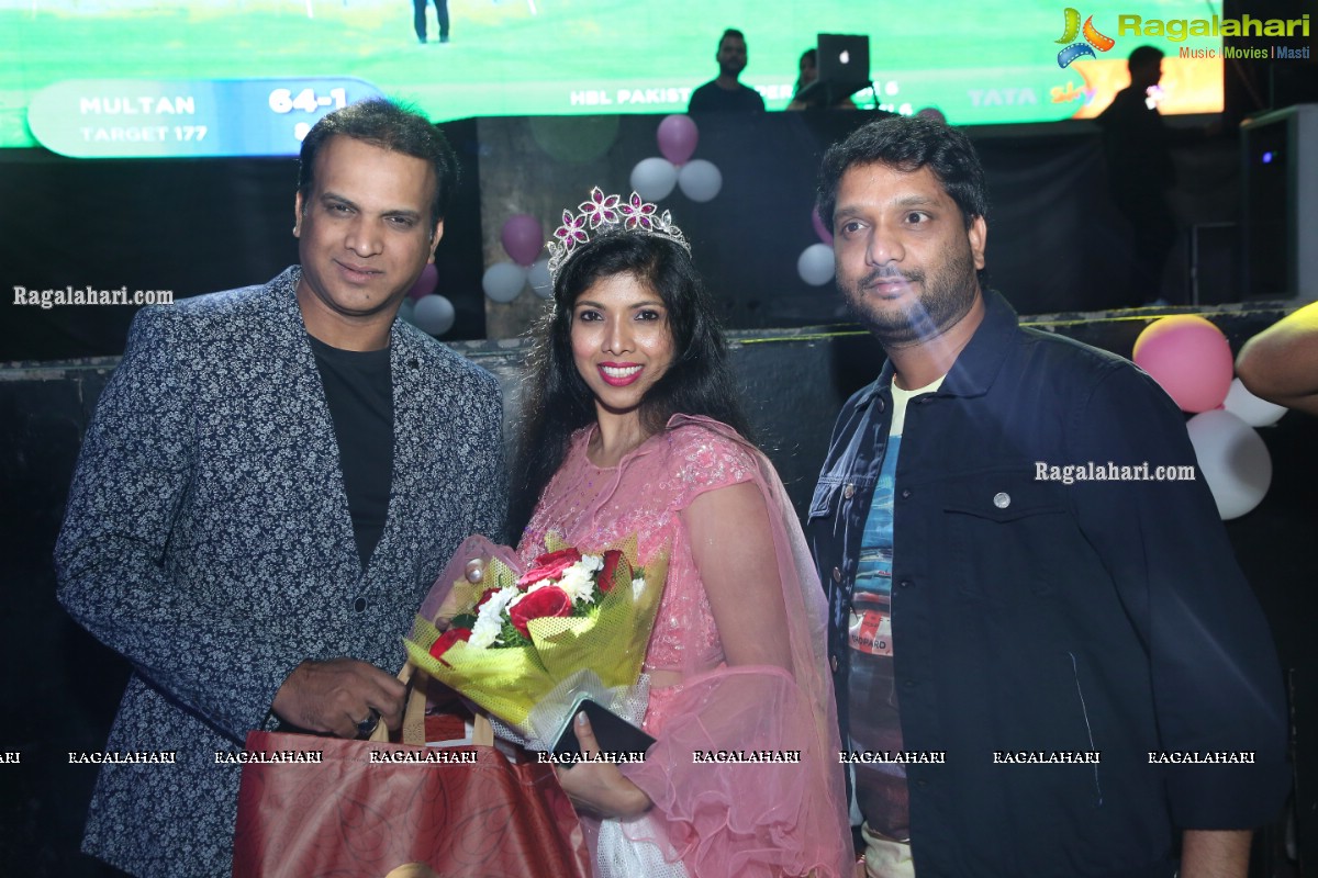 Ms.Sandhya Jella Birthday Bash 2021 at Hylife Pub