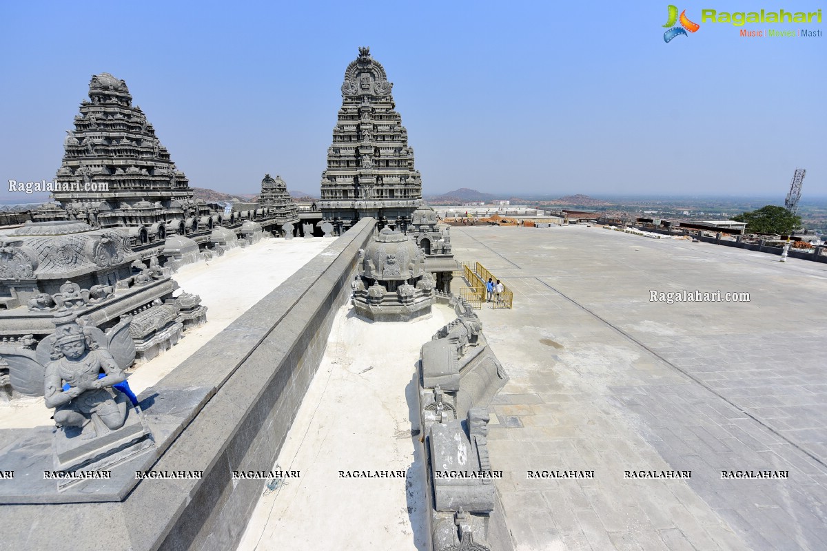 Sri Yadadri Laxminarasimha Swamy Temple Undergone a Drastic Transformation