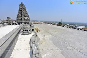 Sri Yadadri Laxminarasimha Swamy Temple