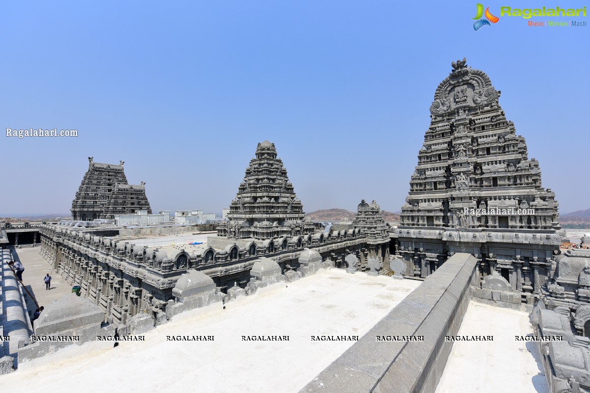 Sri Yadadri Laxminarasimha Swamy Temple Undergone a Drastic Transformation