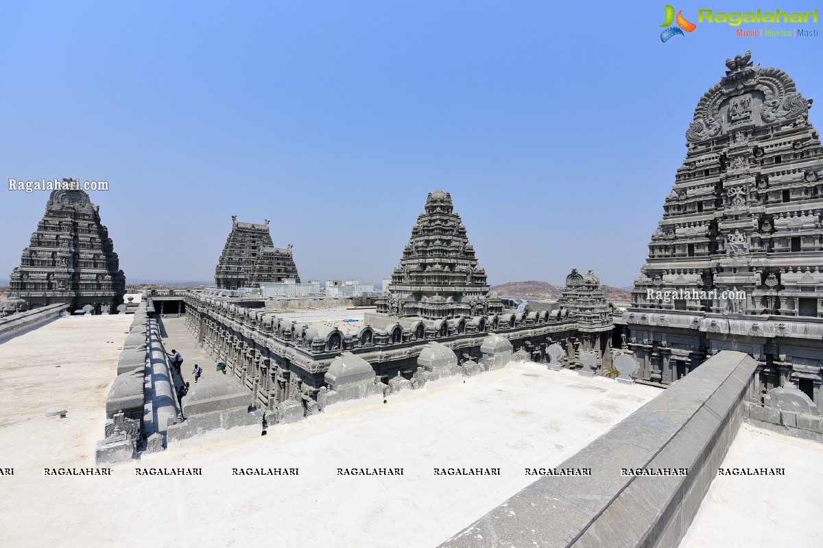 Sri Yadadri Laxminarasimha Swamy Temple Undergone a Drastic Transformation