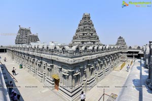 Sri Yadadri Laxminarasimha Swamy Temple