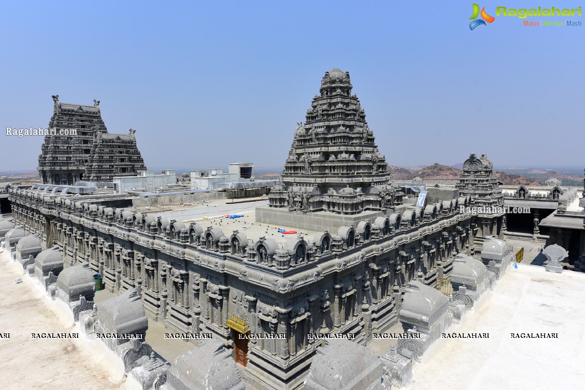 Sri Yadadri Laxminarasimha Swamy Temple Undergone a Drastic Transformation