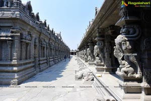 Sri Yadadri Laxminarasimha Swamy Temple