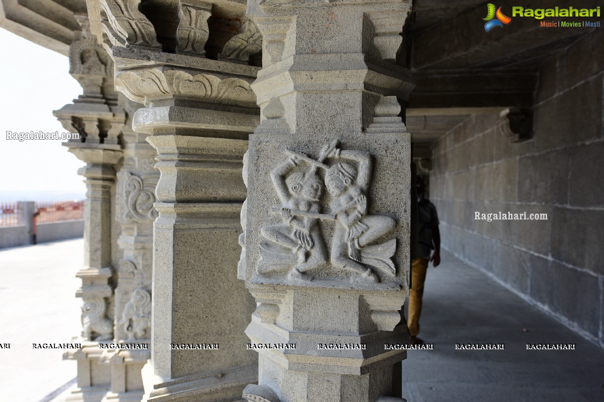 Sri Yadadri Laxminarasimha Swamy Temple Undergone a Drastic Transformation