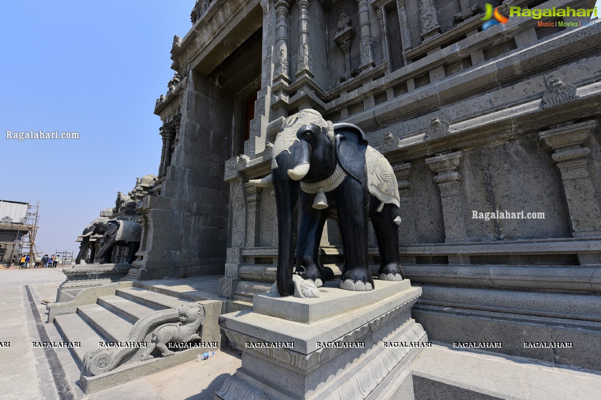 Sri Yadadri Laxminarasimha Swamy Temple Undergone a Drastic Transformation